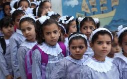 طالبات في إحدى مدارس الأونروا في قطاع غزة -ارشيف-