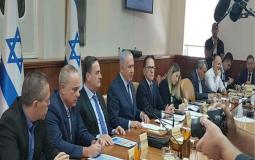 بنيامين نتنياهو رئيس الحكومة الإٍسرائيلية يقدم وثيقة للكابينت تقضي بزيادة ميزانية الجيش الاسرائيلي