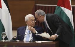 الرئيس الفلسطيني محمود عباس ورئيس الوزراء محمد اشتية - أرشيفية