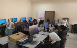 المشروبات الوطنية تنهي تجهيزمركز التصميم الجرافيكي في مدرسة بنات بيت لحم