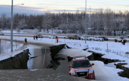شاهد: زلزال قوي يضرب ألاسكا الأمريكية وتحذيرات من تسونامي "صورة تعبيرية"
