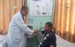 الصحة تشرع بحملة قياس الضغط لمترددي عيادات الرعاية الاولية في رفح فوق الاربعين