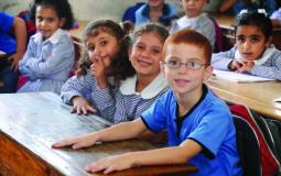 طلاب فلسطينيين بمدرسة للأونروا