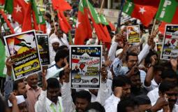 مسيرات بالهند تندد بقرار ترامب