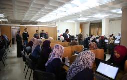 برنامج غزة يعقد امتحان القبول باللغة الانجليزية للمتقدمين للدراسة في برنامج الدبلوم العالي
