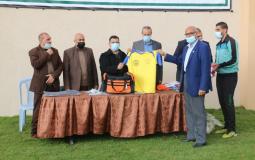 تسليم الحقائب الرياضية