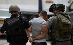 قوات الاحتلال تعتقل سيدةً وأسيرًا محررًا في القدس