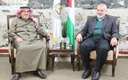 رئيس المكتب السياسي لحركة حماس إسماعيل هنية يلتقي السفير القطري محمد العمادي