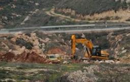 الاحتلال يجرف أراضي في نابلس