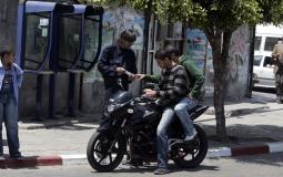 جهود لضبط الدراجات النارية ورسوم تأمينها - توضيحية