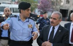 اشتية يزور قيادة الشرطة