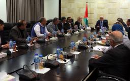 رئيس الوزراء رامي الحمد الله يترأس اجتماع لجنة إعداد قانون الحماية والمسؤولية الطبية