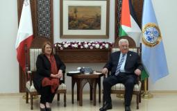 الرئيس عباس يستقبل رئيس دولة مالطا ماري بريكا