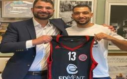 عمر كريم لاعب المنتخب الوطني الفلسطيني لكرة السلة 