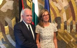 وزير الخارجية رياض المالكي ونظيرته البلغارية إيكاترينا زاخارييفا - أرشيفية