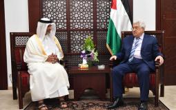 الرئيس  محمود عباس يستقبل رئيس الاتحاد القطري لكرة القدم