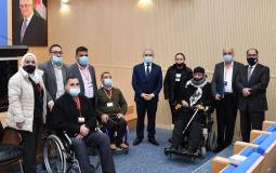 رئيس الوزراء محمد اشتية خلال لقاء جمعه مع ممثلين عن الاتحاد الفلسطيني العام للأشخاص ذوي الإعاقة