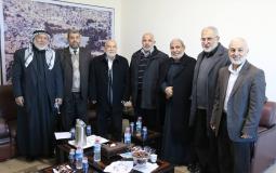 نواب بالمجلس التشريعي عن حماس يلتقون اللواء توفيق أبو نعيم