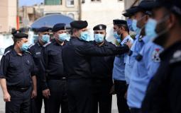 غزة: مدير عام الشرطة يتفقد مركز شرطة دير البلح