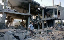 الاحتلال يدمر بناية سكنية في غزة