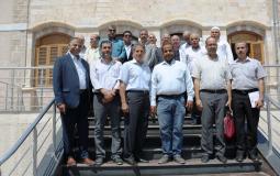 وفد من اتحاد المقاولين الفلسطينيين يزور بلدية غزة