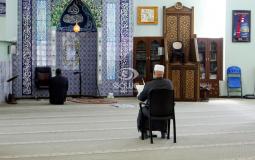 اغلاق المساجد في غزة مؤقتا بسبب اجراءات فيروس كورونا