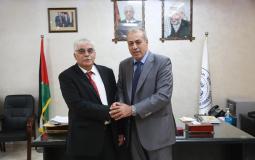 الدكتور أحمد التيان يتسلم مهام رئاسة جامعة الأزهر