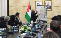  رئيس الوزراء محمد اشتية يستقبل وفدا من البرلمان الأوروبي