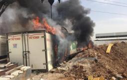 إصابة عاملين أثر اندلاع حريق داخل مصنع في بيت شان