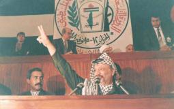 الشهيد ياسر عرفات في المجلس الوطني بالجزائر - ارشيفية -