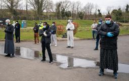 جنازة مؤثرة لأصغر طفل أصيب بفيروس كورونا في بريطانيا