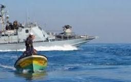  البحرية الإسرائيلية تعتقل ٤ صيادين وتحتجز قارب صيد