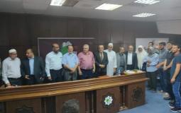 النائب عدوان يُكرم مجلس إدارة بلدية بيت حانون