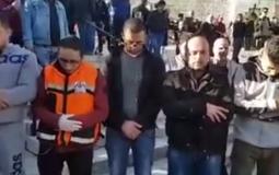شاب مسيحي يصلي الجمعة تضامناً مع القدس