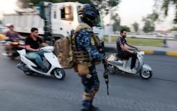 محكمة تصدر مذكرة بالقبض على مسؤول عراقي لاعتدائه على المتظاهرين