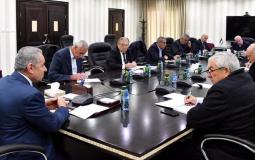 رئيس الوزراء محمد اشتية يترأس اجتماعا للجنة الطوارئ الوطنية في هذه الاثناء