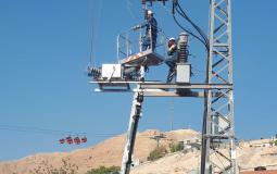 كهرباء القدس تقوم بأعمال صيانة على الشبكات الكهربائية في أريحا