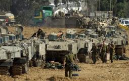 آليات عسكرية إسرائيلية قرب حدود غزة -ارشيف-