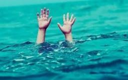 غرق طفل في برميل مياه 