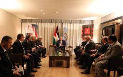 الرئيس الفلسطيني محمود عباس خلال اللقاء في شرم الشيخ