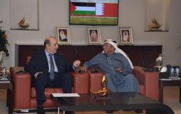 السفير عارف خلال لقاء رئيس غرفة تجارة وصناعة البحرين