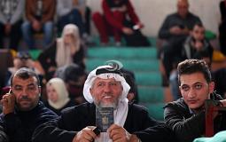 مسافر فلسطيني في صالة أبو يوسف النجار