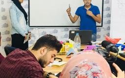 تدريب مناظرات لمؤسسة فلسطينيات - ارشيف