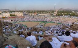 الحجاج في صعيد عرفة