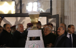 الرئيس محمود عباس يوقد شعلة انطلاقة فتح والثورة الفلسطينية 55
