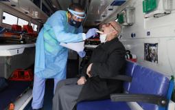 الطواقم الطبية الأردنية تتعامل مع المرضى
