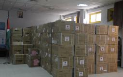 مساعدات طبية مقدمة من الصين الى وزارة الصحة في رام الله