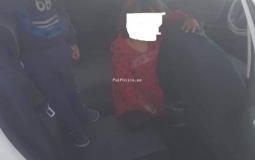 الشرطة تنقذ طفلين من الاختناق داخل مركبة في الخليل