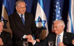 دافيد فريدمان السفير الأمريكي لدى الاحتلال مع بنيامين نتنياهو رئيس الوزراء الإسرائيلي -ارشيفية-