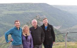 نتنياهو وعائلته في الجولان